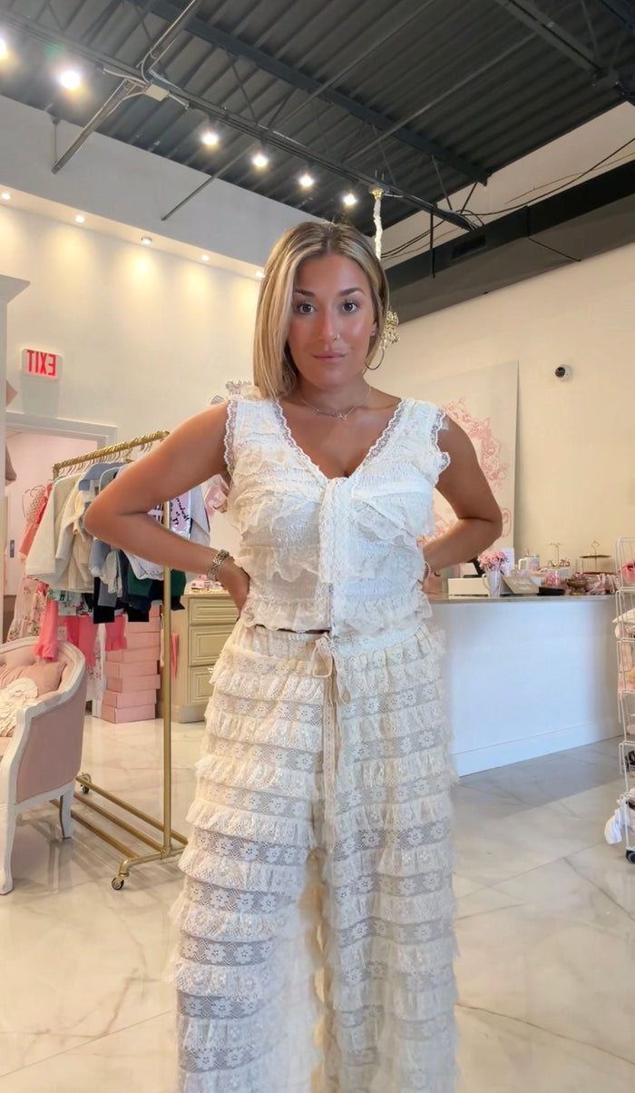 Briar Lace Ruffled Top