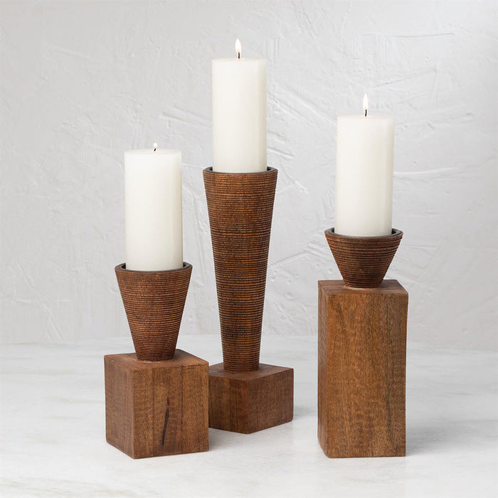 Kelle Pillar Holder