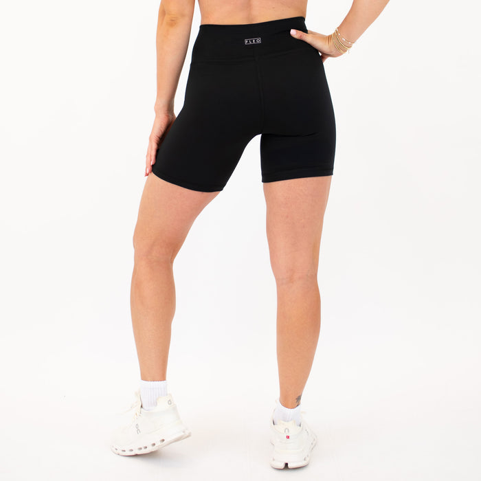 Black No Front Seam Training Short - Pedal