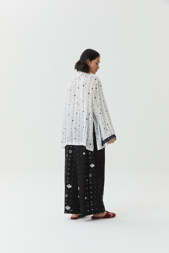 "Sejauh Mata Memandang x Eko Nugroho" - Woman's Nara Jacket