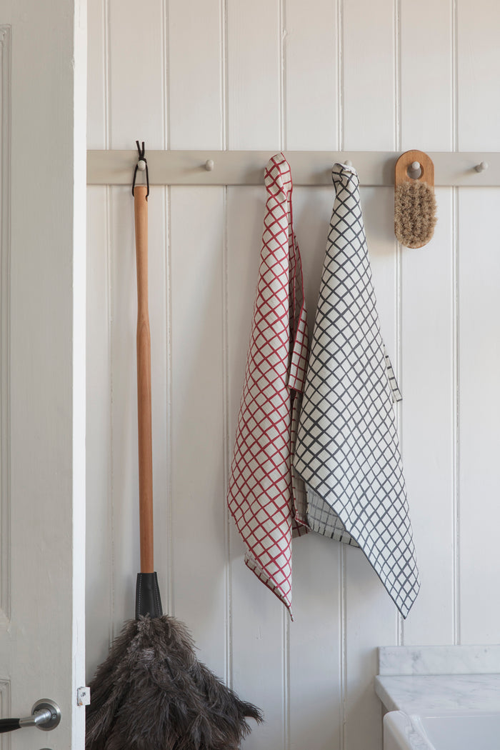 Spira of Sweden Ruta Green Tea Towel