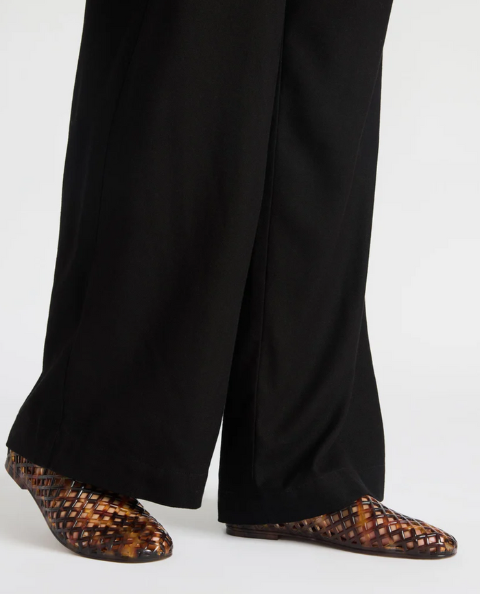 Steve Madden Grove