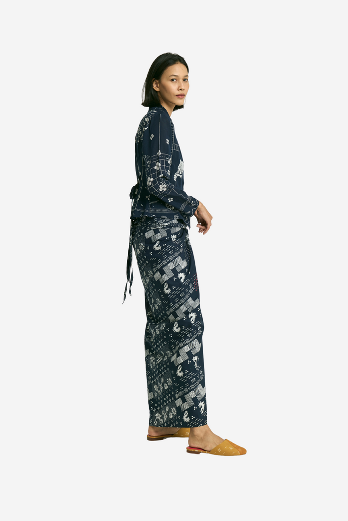 "Tambal" - Kebaya Pendek
