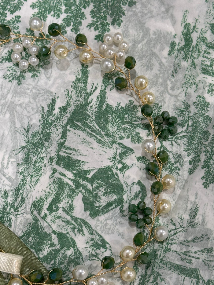 Aurora Green and Ivory Pearls Wreath Satin Wrap