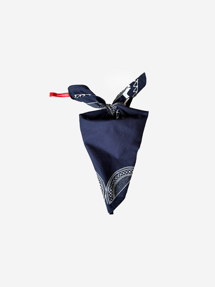 “Ayam dalam Lingkaran” - Multifunctional Cloth