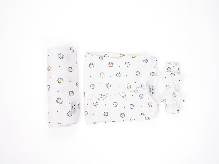 Baby Girl Flower romper and muslin set