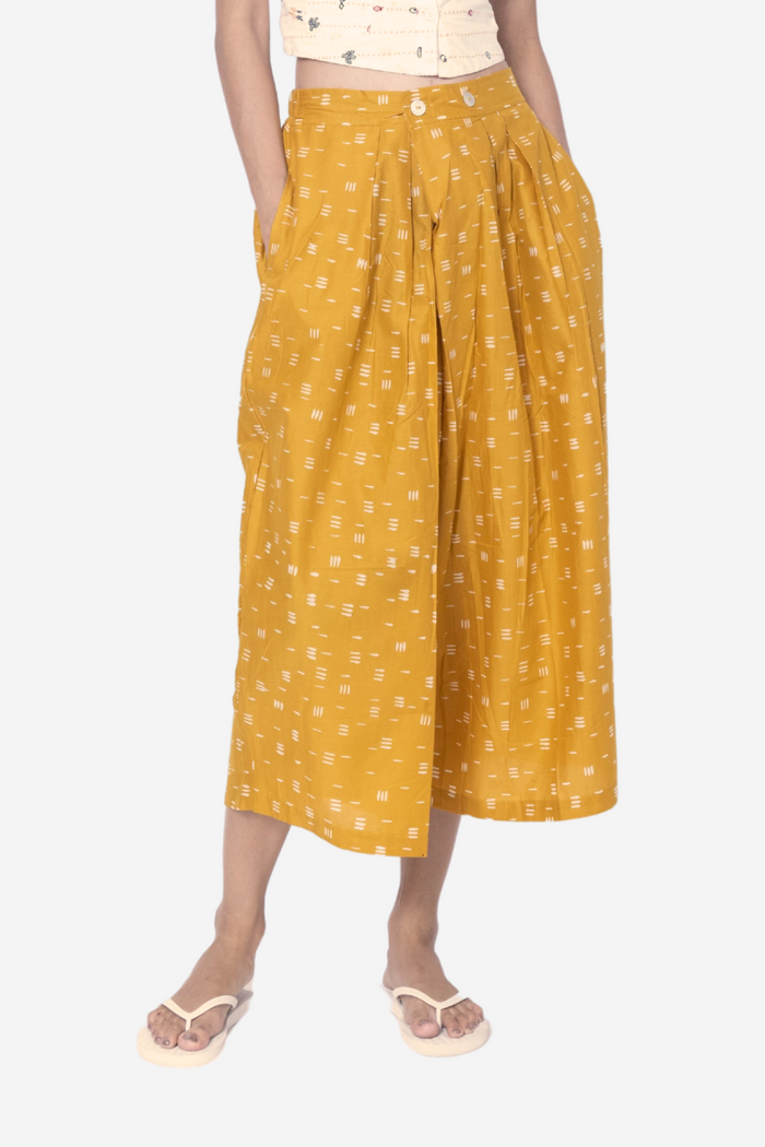 "Bambu" - Two Buttons Midi Pants