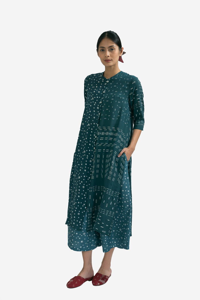 "Bambu Onde" - Plant-based Dye Baju Panjang