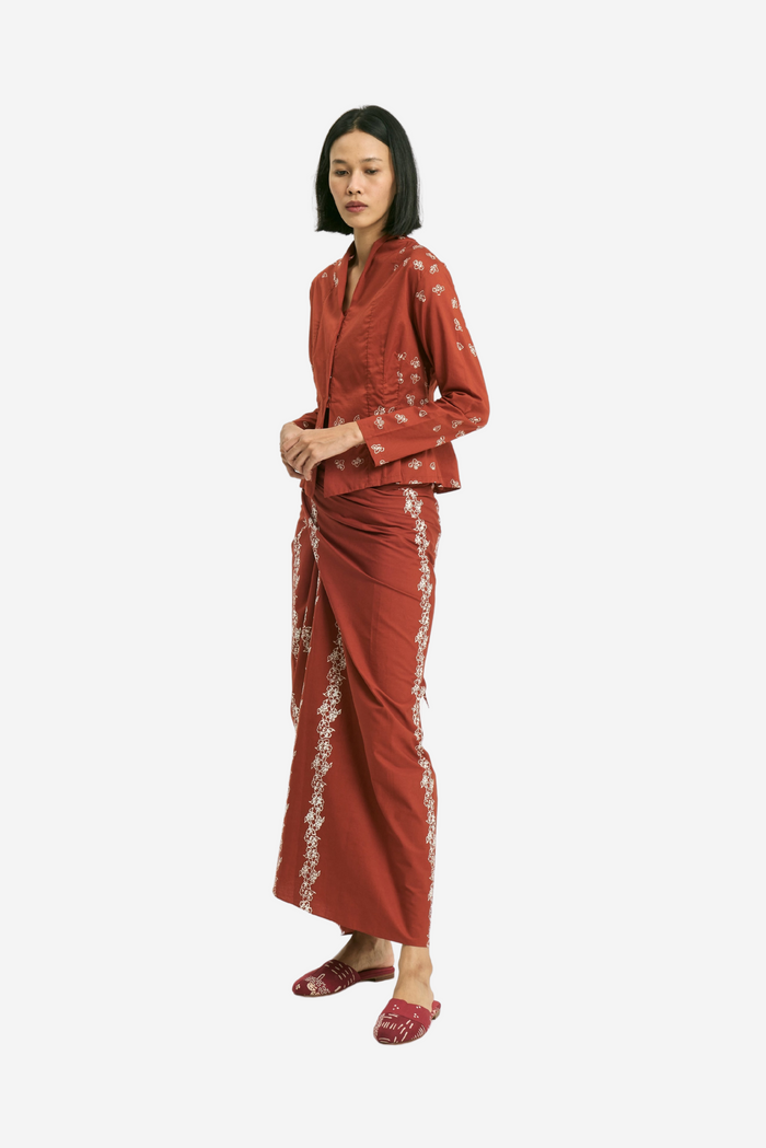 "Bunga Pencar" - Kebaya Pendek
