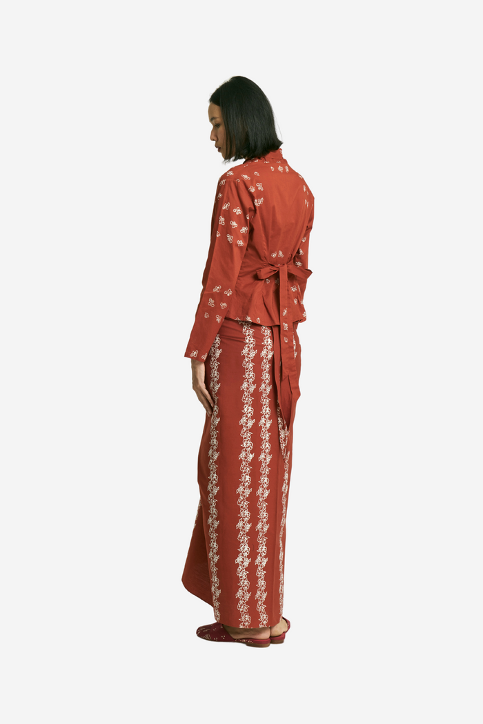 "Bunga Pencar" - Kebaya Pendek