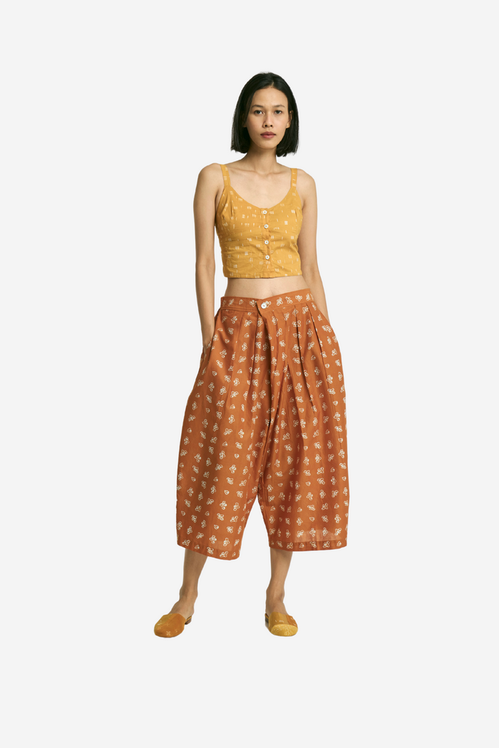 "Bunga Pencar" - Two Buttons Midi Pants