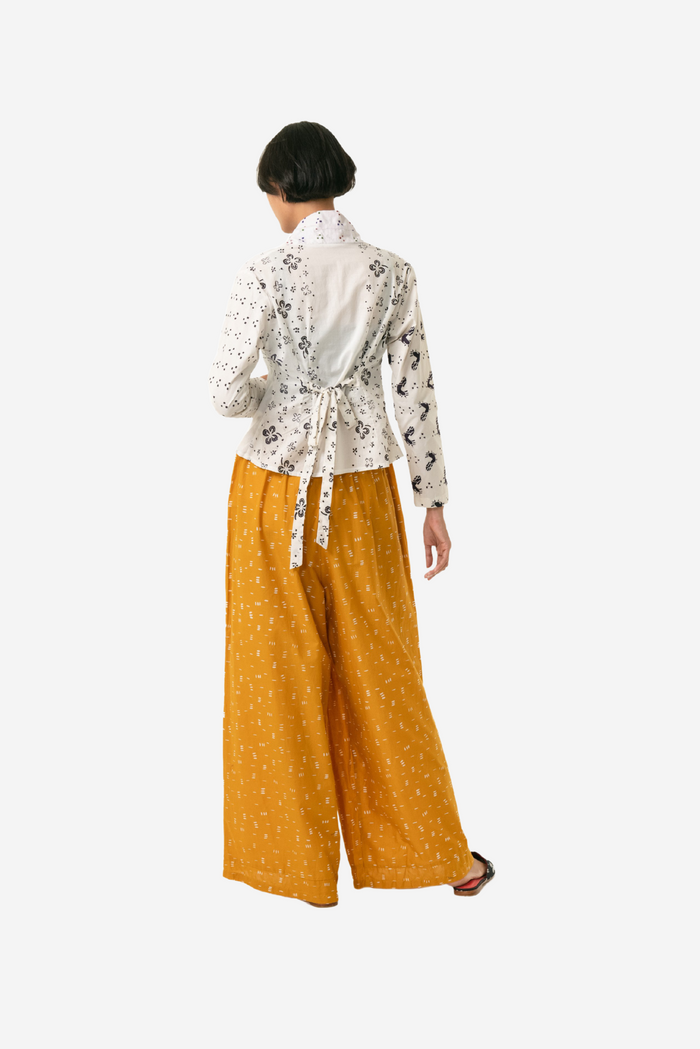"Daur" - Kebaya Pendek