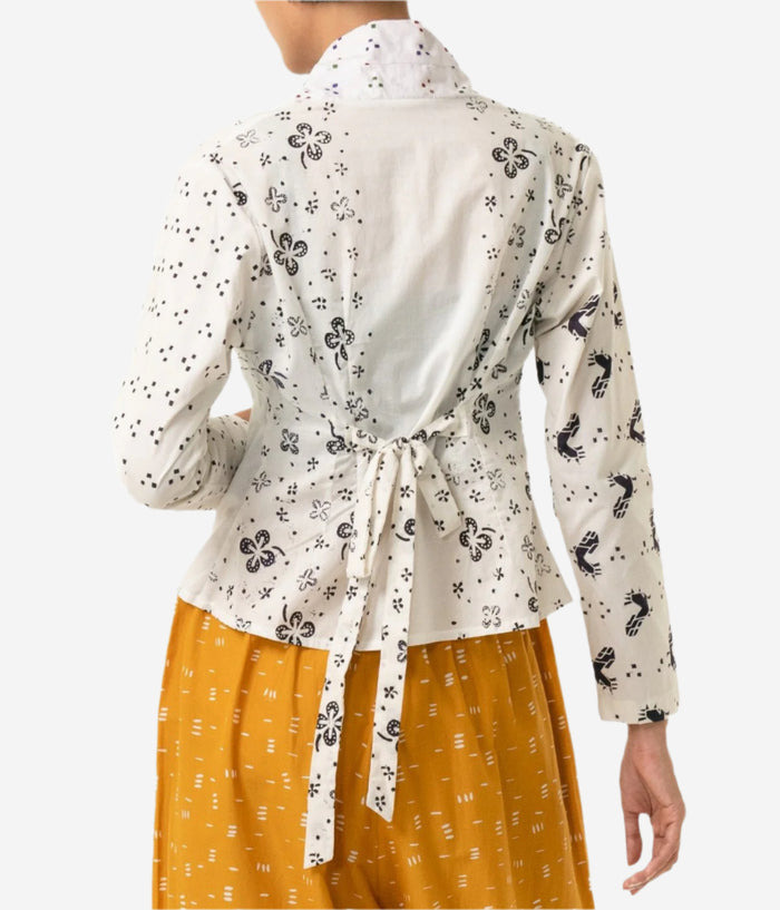 "Daur" - Kebaya Pendek