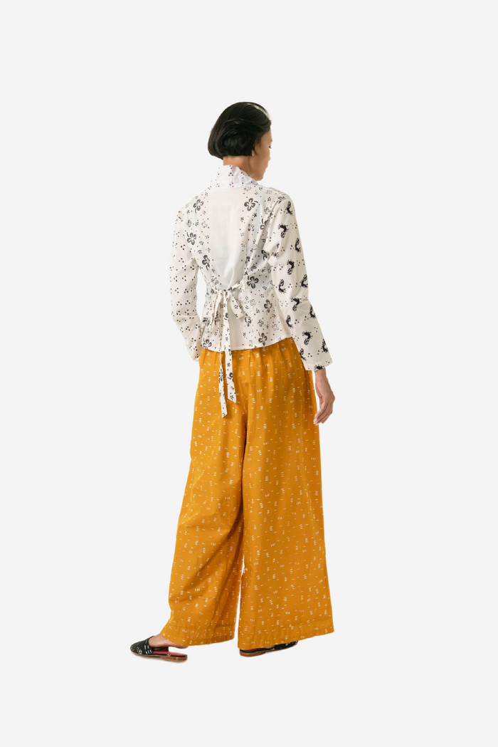 "Daur" - Kebaya Pendek