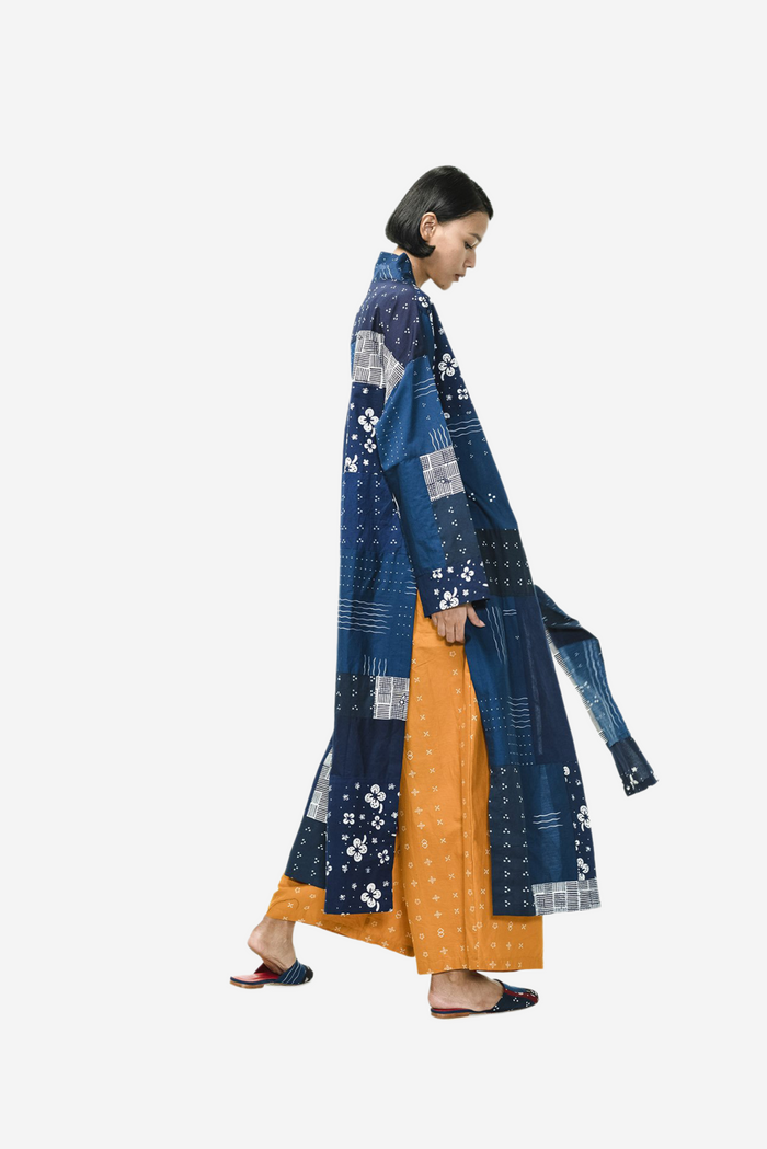 "Daur" - Robe