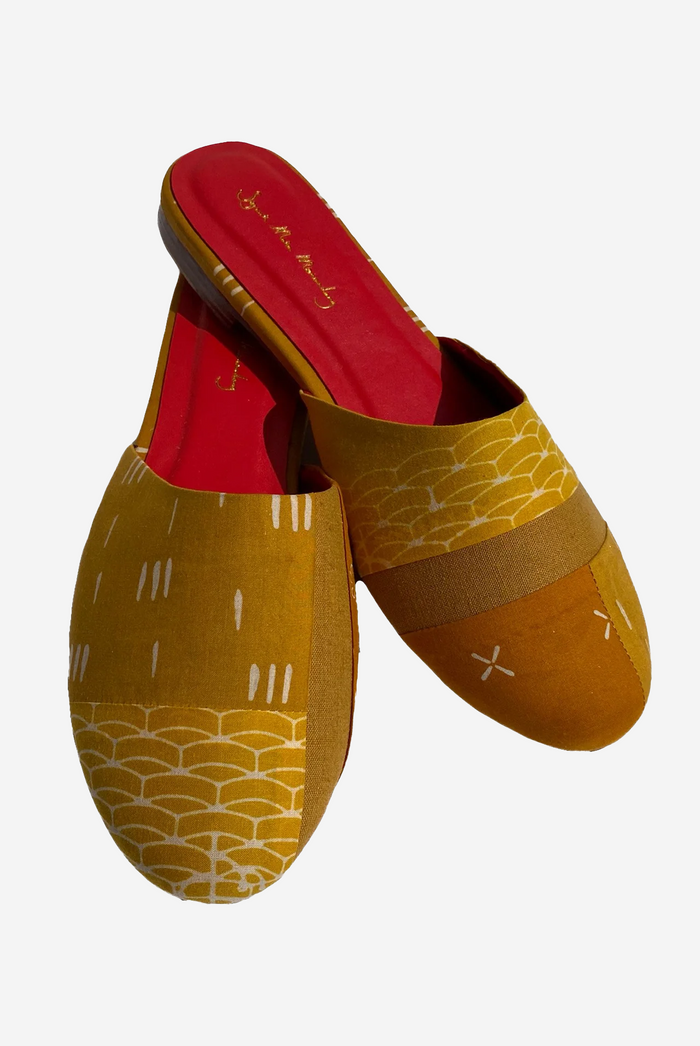 "Daur" - Slippers