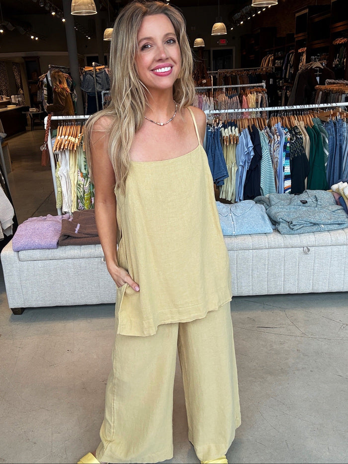 Free People Sightseer Linen Set