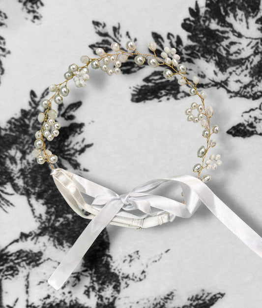 Gustava Off-White Pearls Wreath Satin Wrap