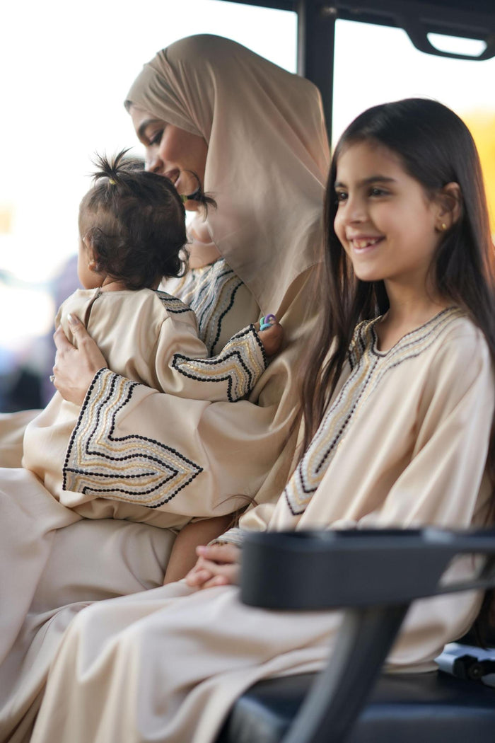 Hanan Jalabeya-Kids