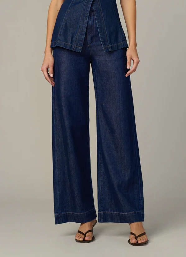 Joes Jeans The Clean Denim Trouser in Honor