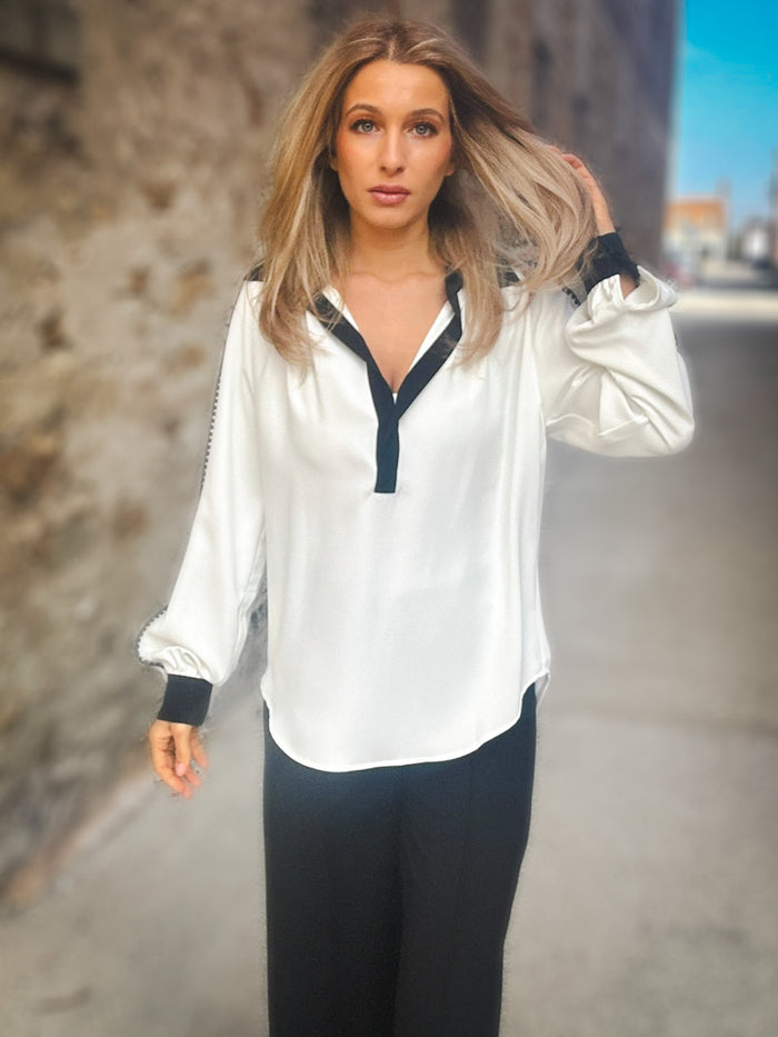 Karen Kane Classic Touch Blouse