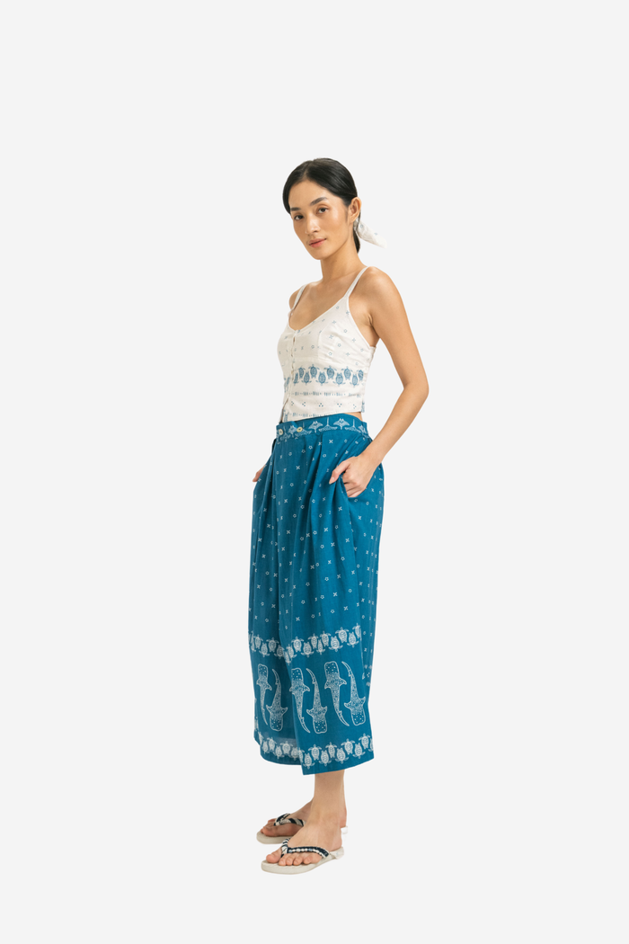 ”Mosaik” - Two Buttons Midi Pants