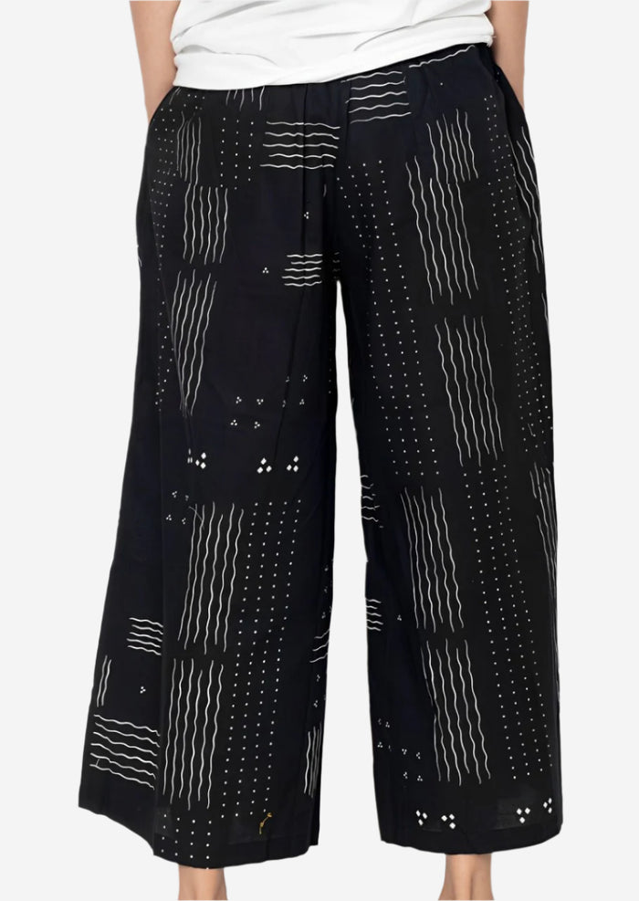"Ombak Laut" - Two Buttons Maxi Pants
