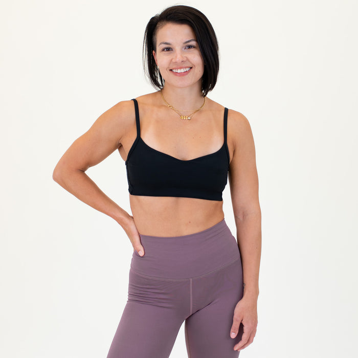 Black Revolve Sports Bra - Light Support