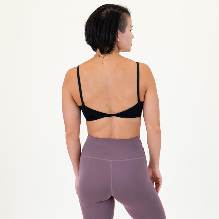Black Revolve Sports Bra - Light Support