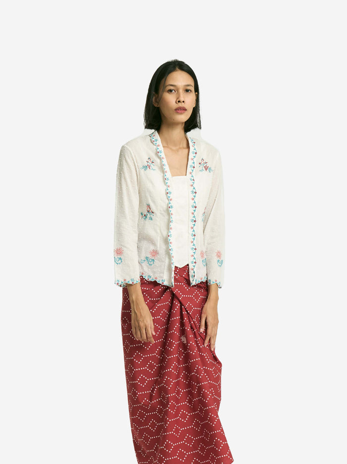 "Sejauh Mata Memandang X Dian Sastrowardoyo" "Tumbuh" - Embroidered Kebaya Kutu Baru