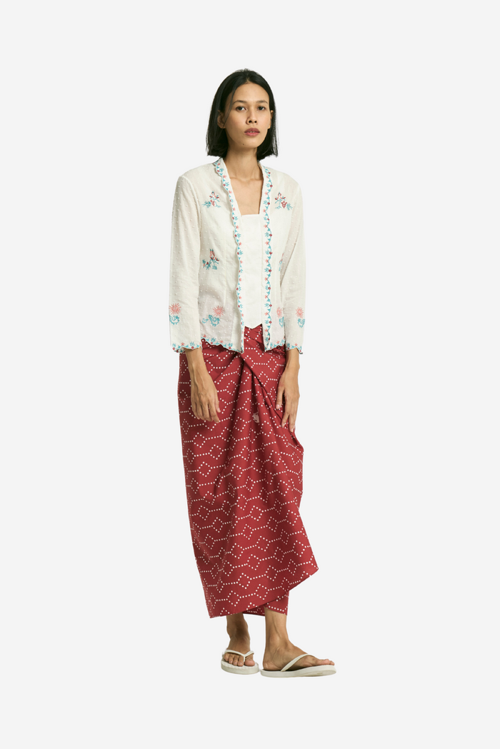 "Sejauh Mata Memandang X Dian Sastrowardoyo" "Tumbuh" - Embroidered Kebaya Kutu Baru