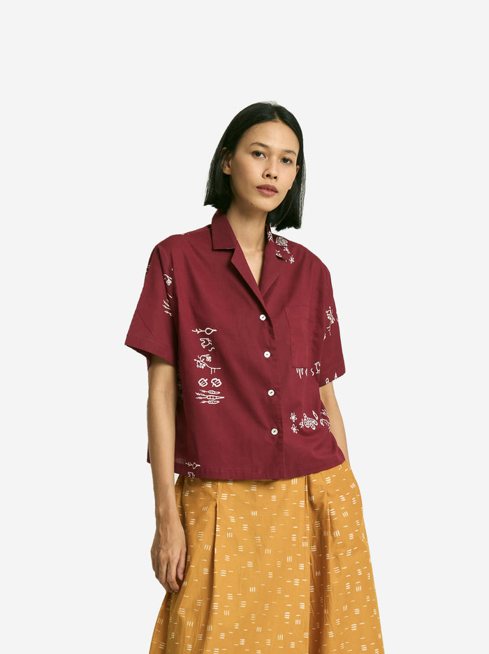 "Sejauh Mata Memandang X Dian Sastrowardoyo" "Tumbuh" - Padma Shirt