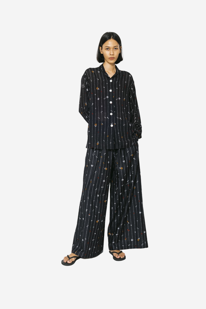 "Sejauh Mata Memandang X Dian Sastrowardoyo" "Tumbuh" - Woman's Tilem Pajama Top