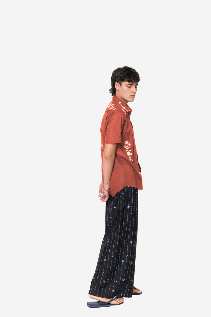 "Sejauh Mata Memandang X Dian Sastrowardoyo" "Tumbuh" Acak - Short Sleeve Shirt