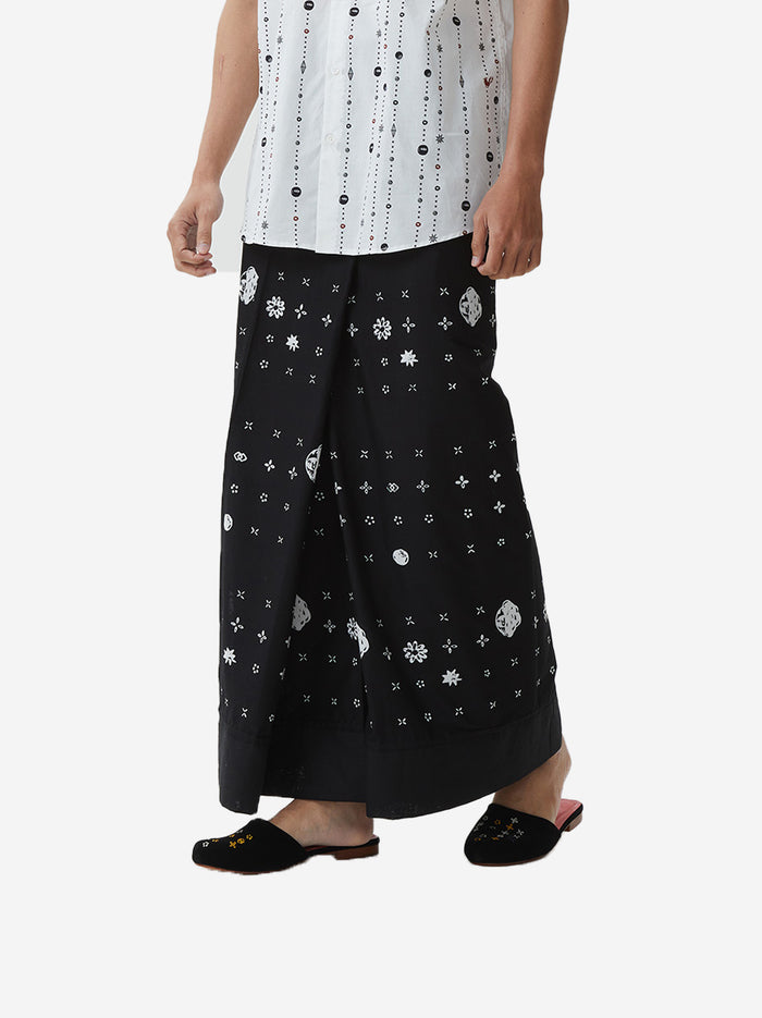 ”Sejauh Mata Memandang X Eko Nugroho” - Sarong
