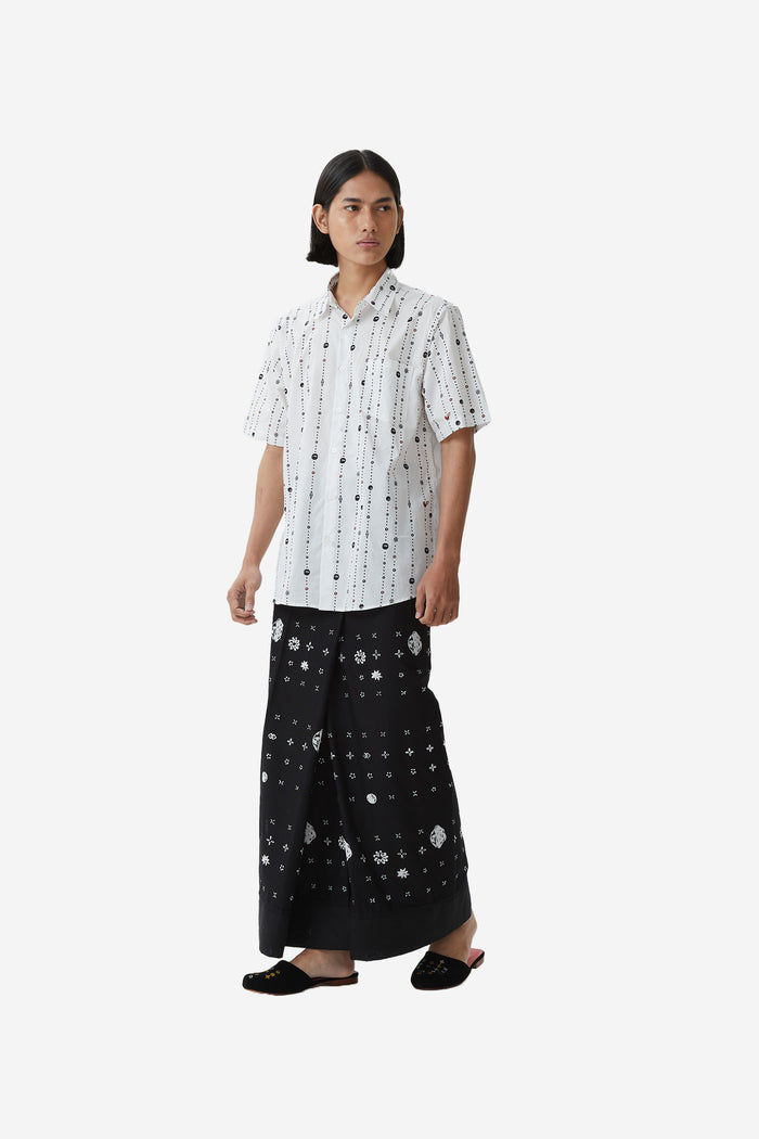 ”Sejauh Mata Memandang X Eko Nugroho” - Sarong