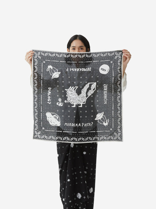 ”Sejauh Mata Memandang X Eko Nugroho” "Demokrasi" - Bandana
