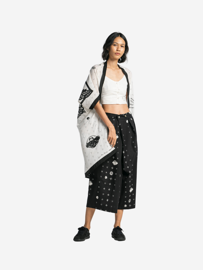 ”Sejauh Mata Memandang X Eko Nugroho” White Outer