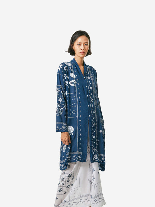 "Tambal" - Kebaya Panjang