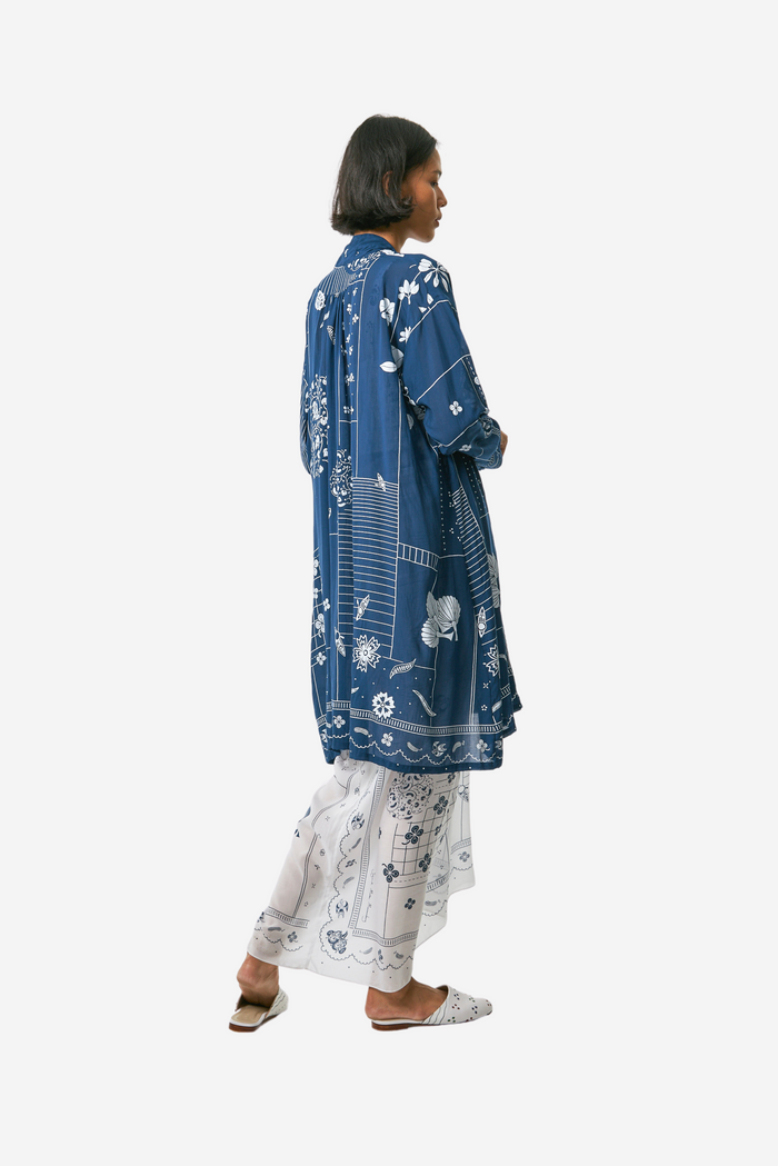 "Tambal" - Kebaya Panjang