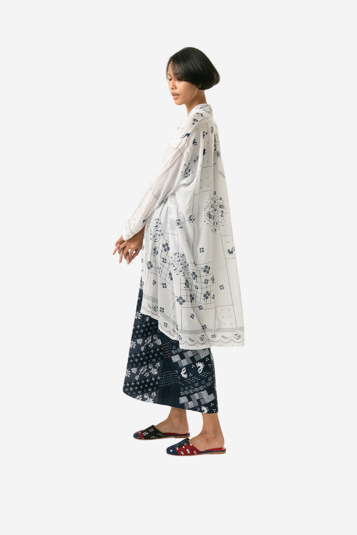 "Tambal" - Kebaya Panjang