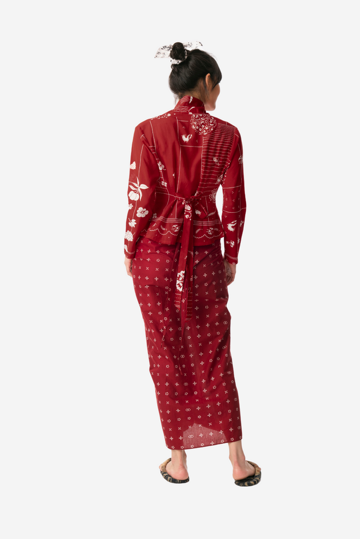 "Tambal" - Kebaya Pendek