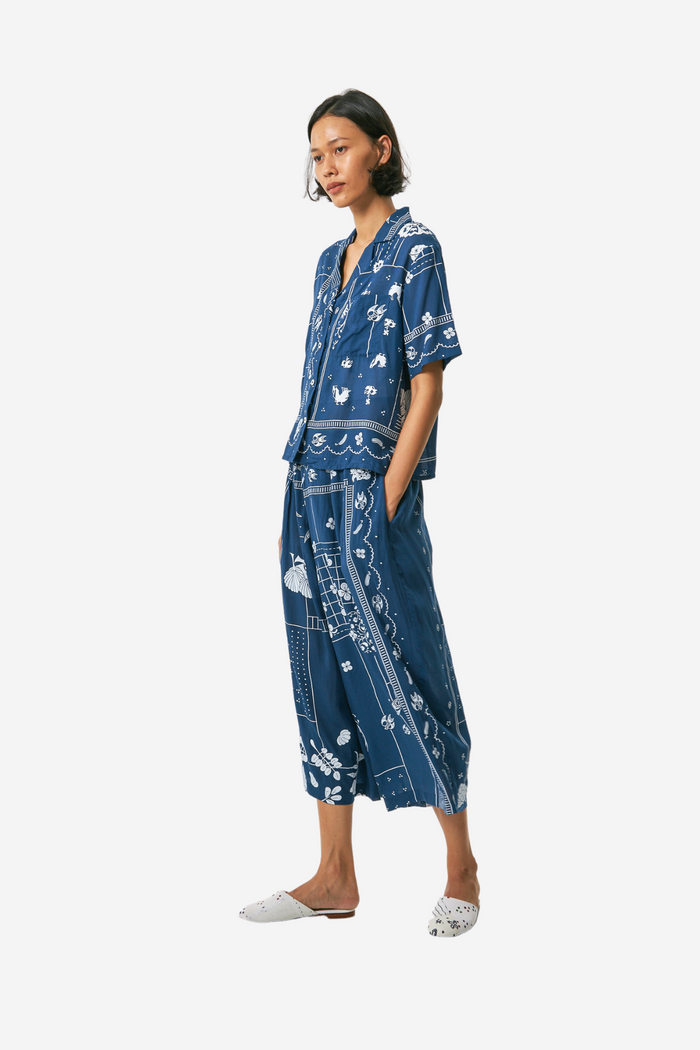 "Tambal" - Two Buttons Midi Pants