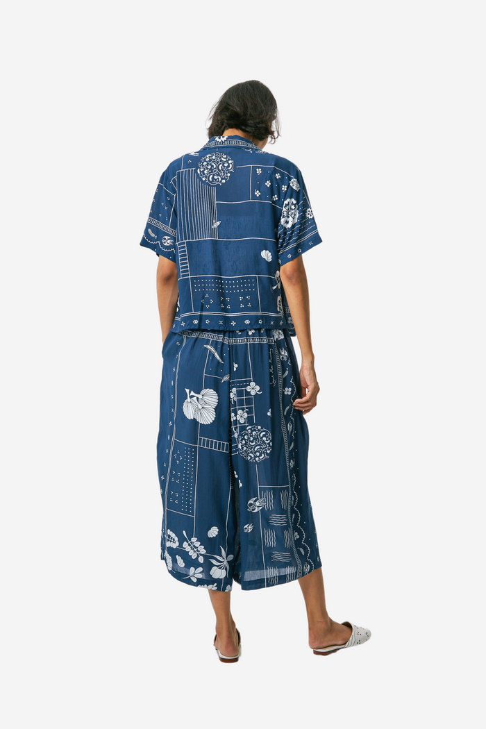 "Tambal" - Two Buttons Midi Pants