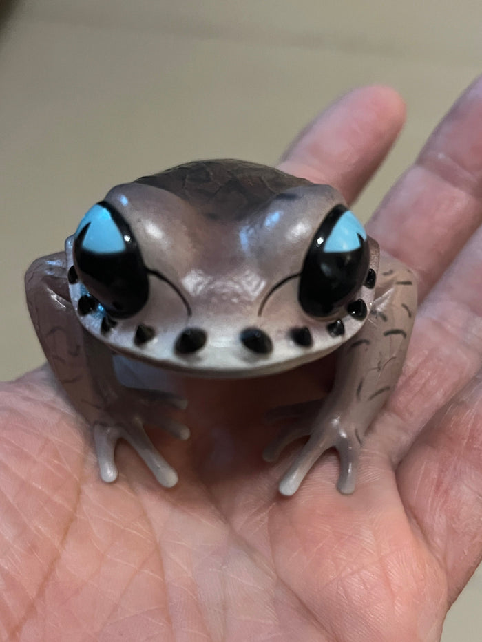 Taosze spiny toad frog Super Q PVC Model Figure Figurine