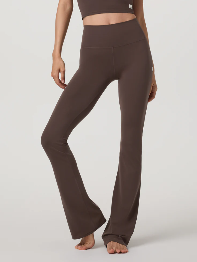 Vuori AllTheFeels Slim Flare