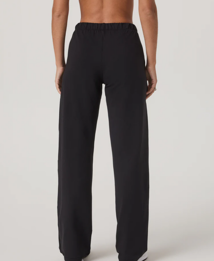 Vuori Halo Modern Straight Leg Pant (Short)