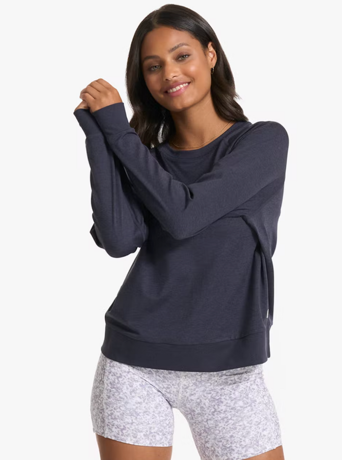 Vuori Long Sleeve Halo Crew