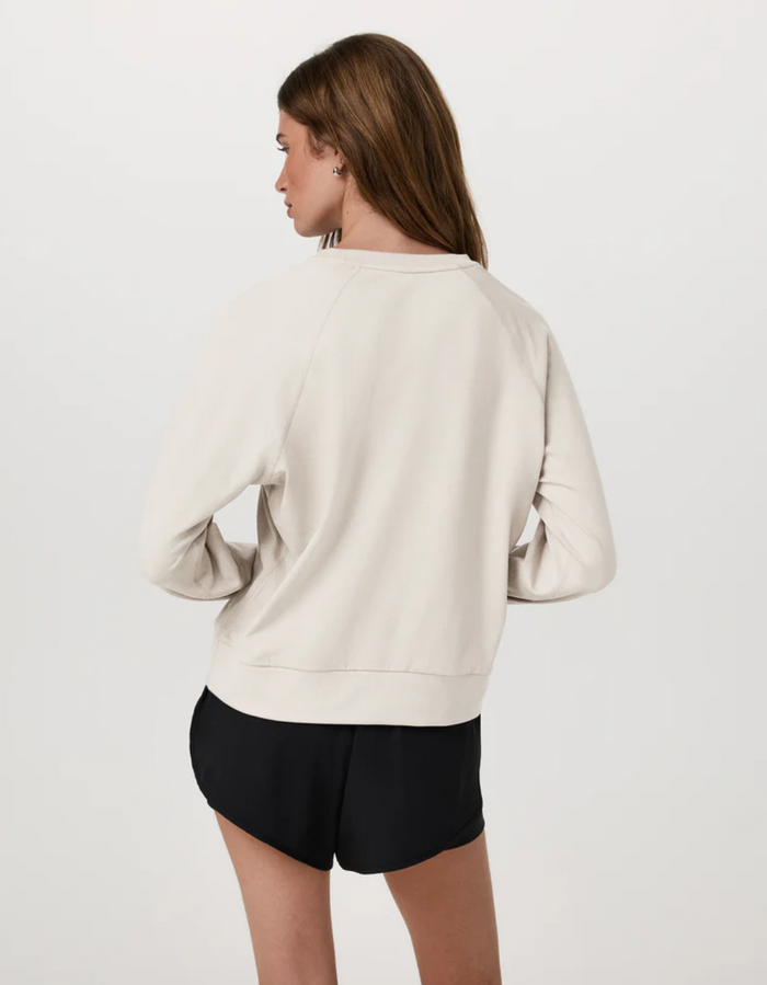Vuori Long Sleeve Halo Crew