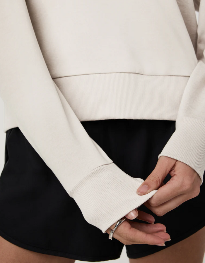 Vuori Long Sleeve Halo Crew